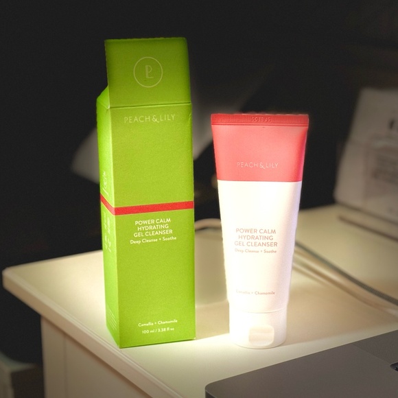 Peach & Lily "Power Calm" 100 mL hydrating gel cleanser - Picture 1 of 9